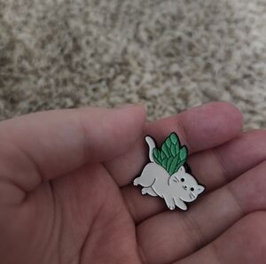 Cute White Cat Enamel Pin with Green Leaves